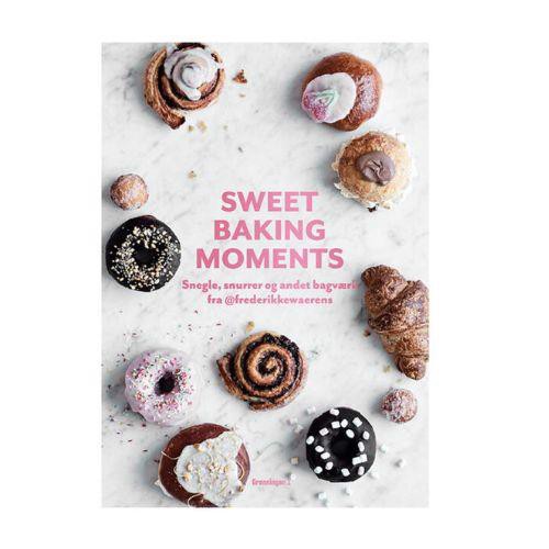 NEW MAGS - Sweet Baking Moments